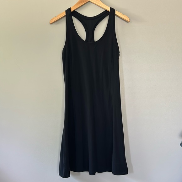 Athleta Dresses & Skirts - Athleta On‎ My Way Dress in Powervita Sz M Black